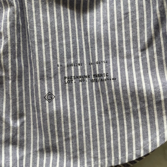 Gant light blue with white stripes long sleeve button down shirt, size XS - Picture 3 of 5